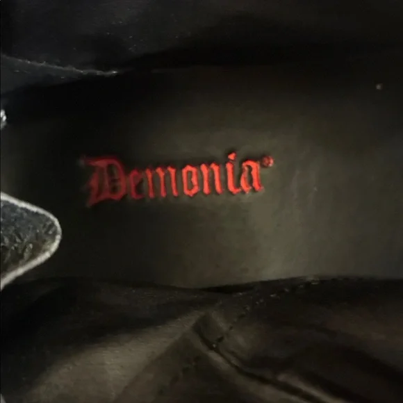 Demonia Black Over-the-Knee ‘Emily 375’Lace-Up Platform Boots Size 8 - Picture 6 of 8